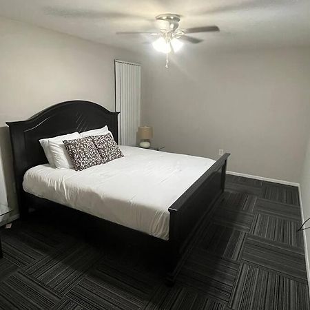 Cozy Retreat 1.8 Mi To Stadium 盖恩斯维尔 外观 照片